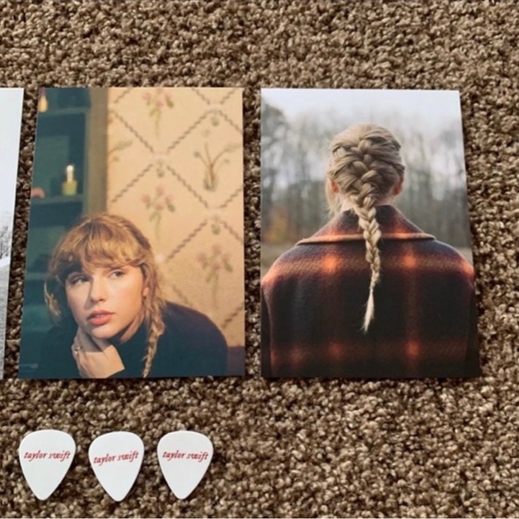 NEW Taylor Swift Folklore Evermore Post Cards - Picture 4 of 6